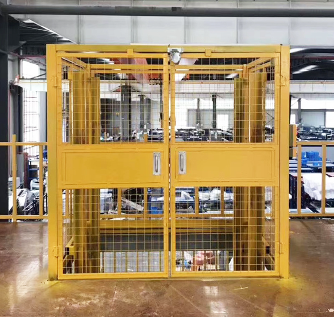 洛江智能导轨式升降机亮相