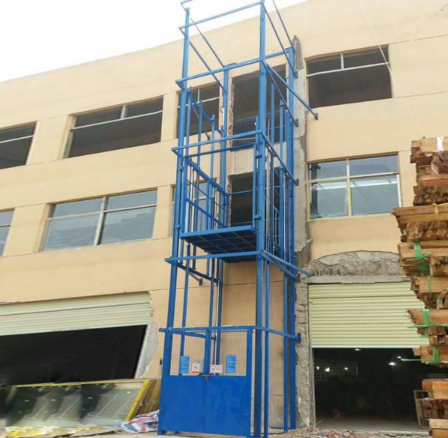 洛江建材厂室外物料提升